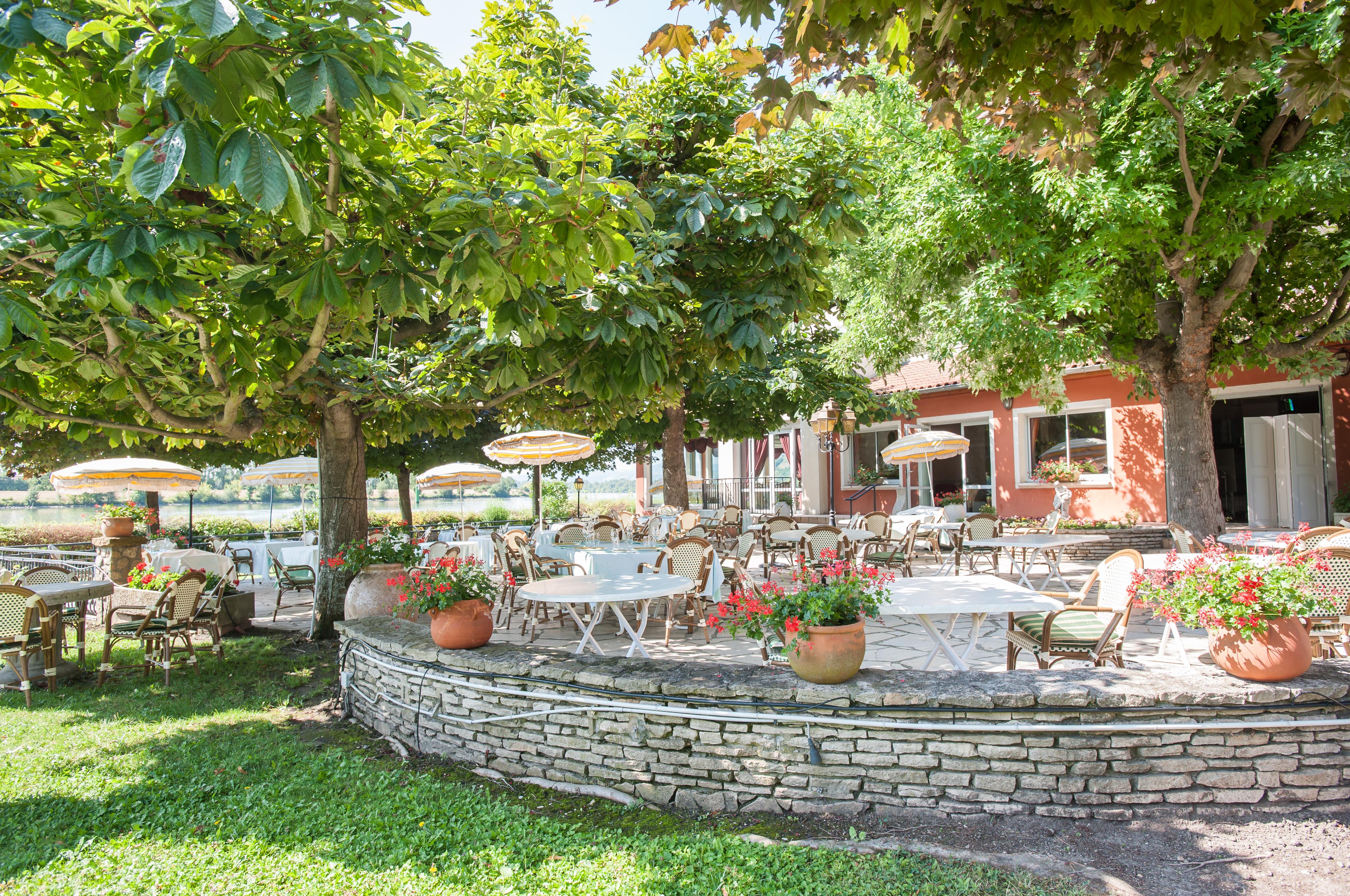 Hotel Beau Rivage Condrieu Εξωτερικό φωτογραφία