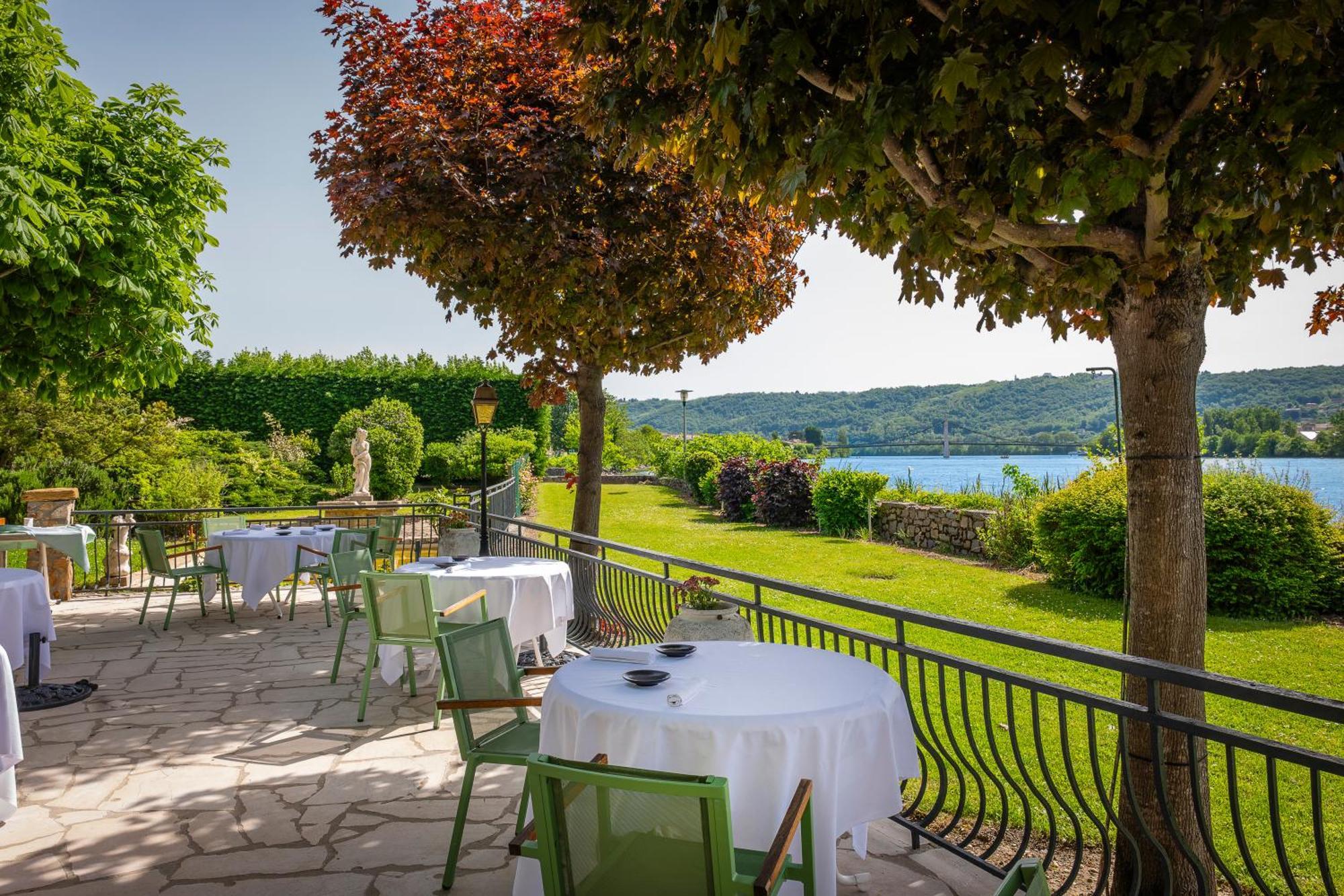 Hotel Beau Rivage Condrieu Εξωτερικό φωτογραφία